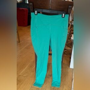 Lululemon teal green fast and free 27” nulux leggings with pockets size 10